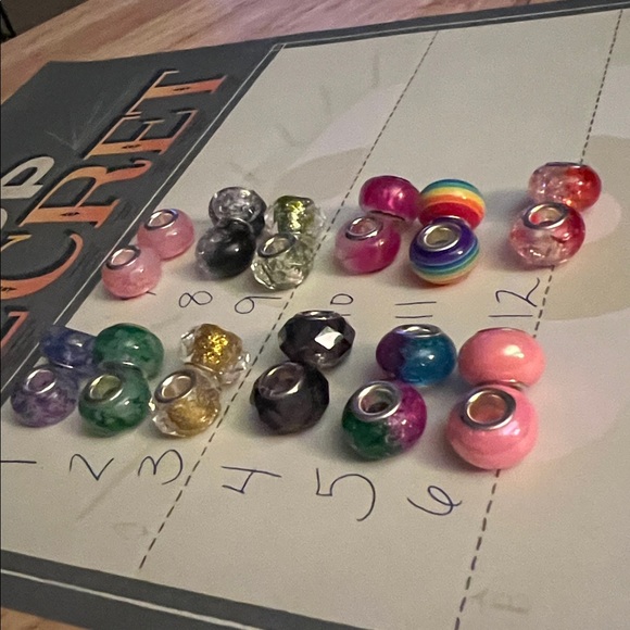 Sunrise Surprise Earrings with a bead in the colors of the sky - Picture 8 of 9